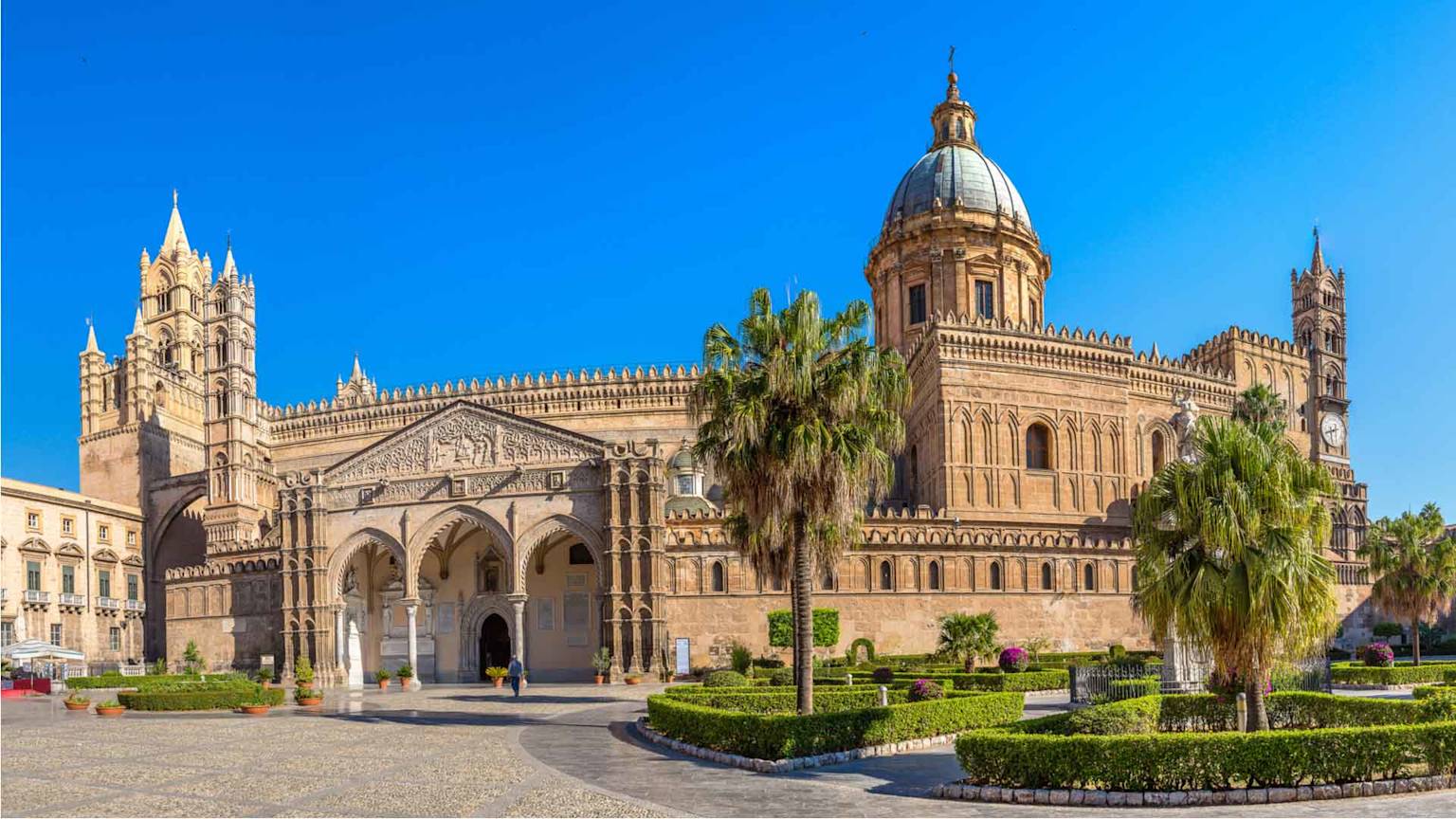 cathedral-of-palermo-highlights-of-southern-italy-and-sicily-day-9