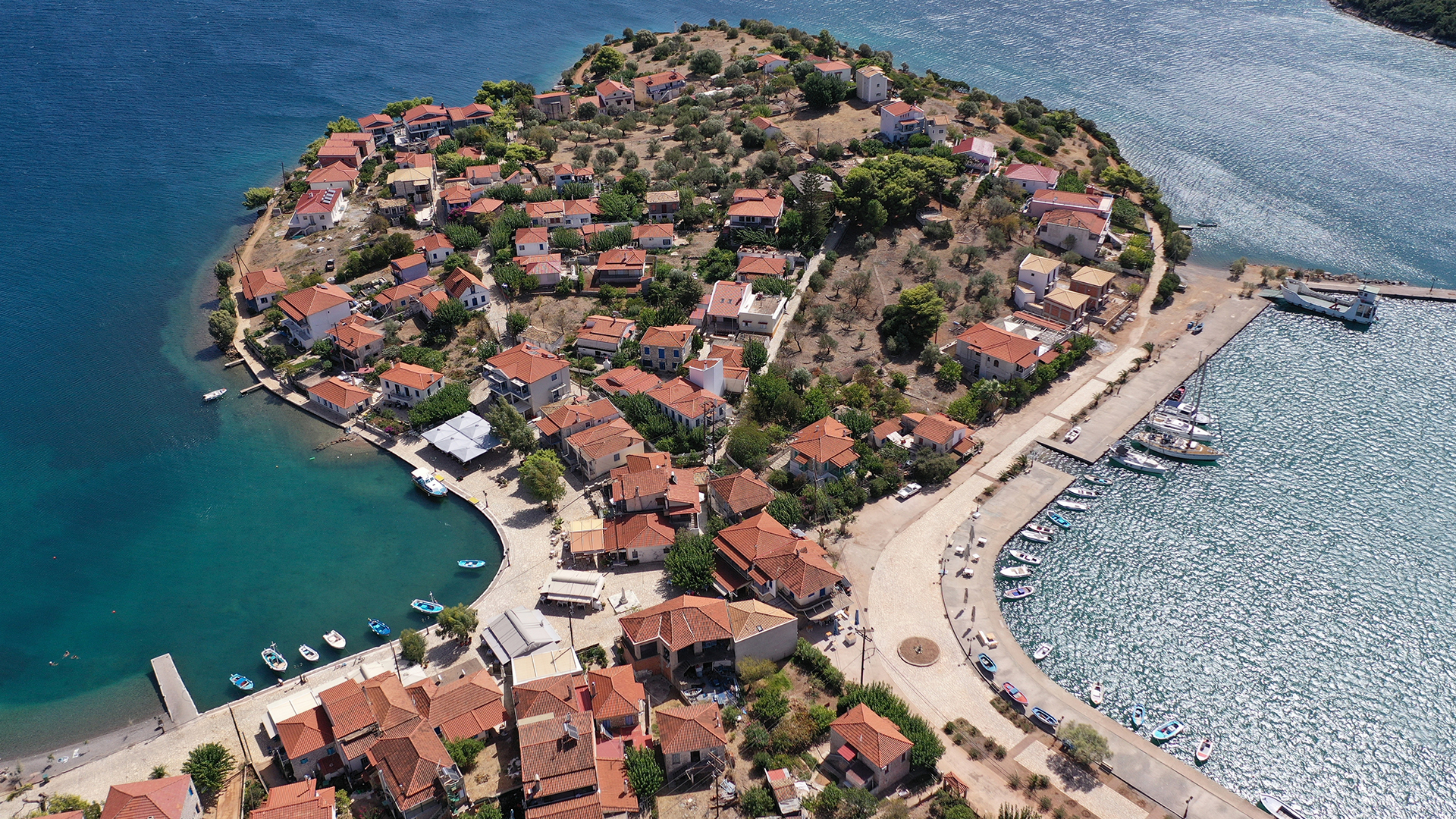 trizonia-island-corinthian-gulf-greece-swiper-hero-gallery