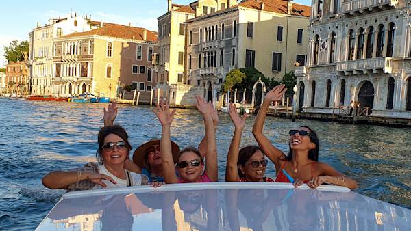 travel-chasers-guided-group-tours-classic-venice-italy