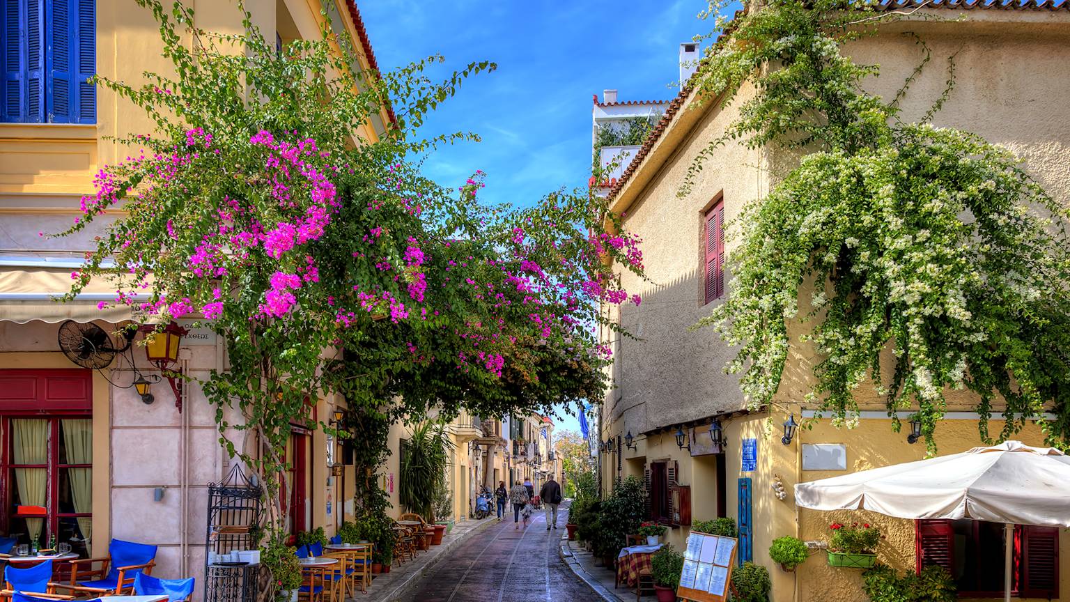 Plaka-neighbourhood-Athens-Greece-swiper-hero-gallery