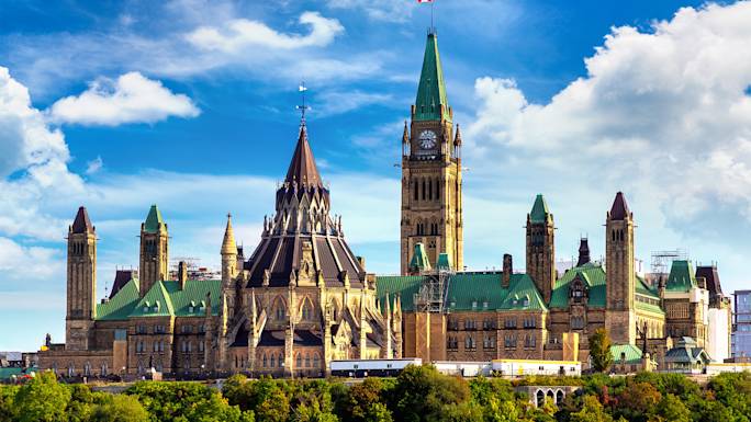 discover-ottawa-on-a-walking-and-driving-tour-experience