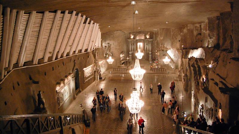 poland-country-listing-page-wieliczka-salt-mine