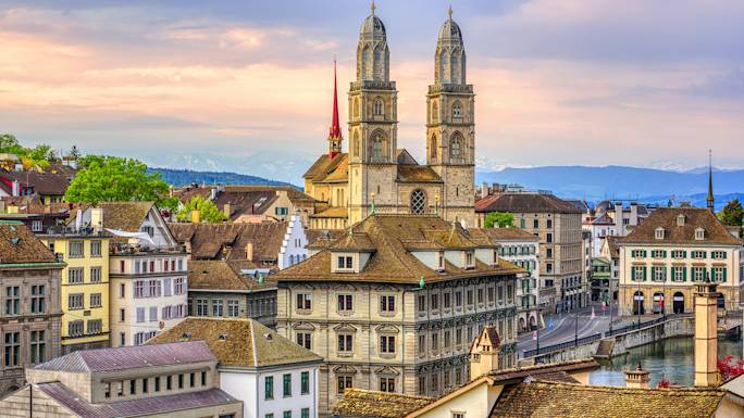 Experience-zurich-on-guided-tour-included-experience