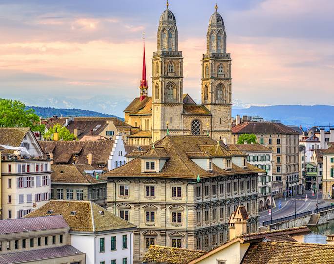 Experience-zurich-on-guided-tour-included-experience