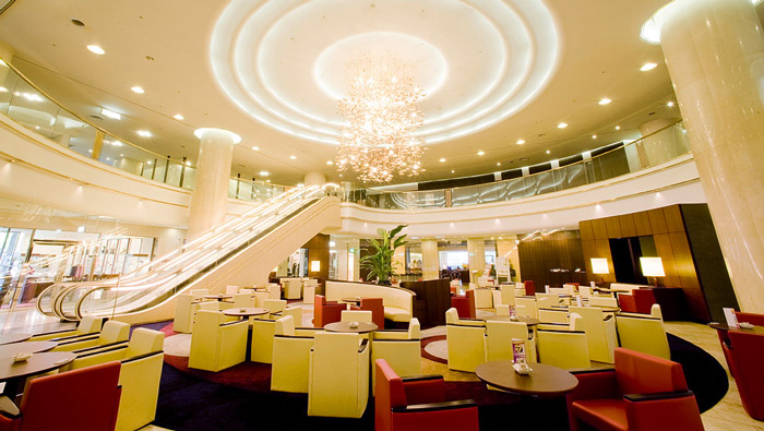Himeji-Hotel-Nikko-Himeji-lobby