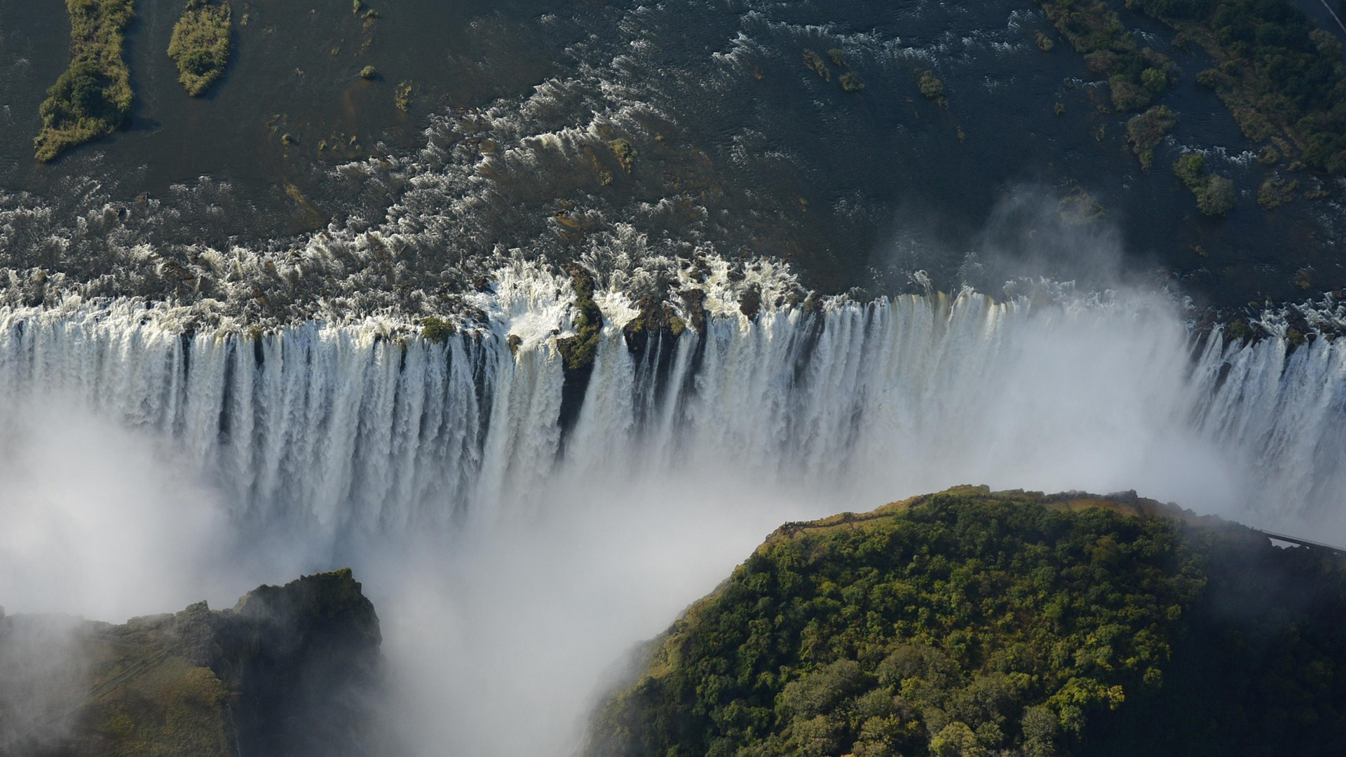 victoria-falls-zimbabwe-waterfalls
