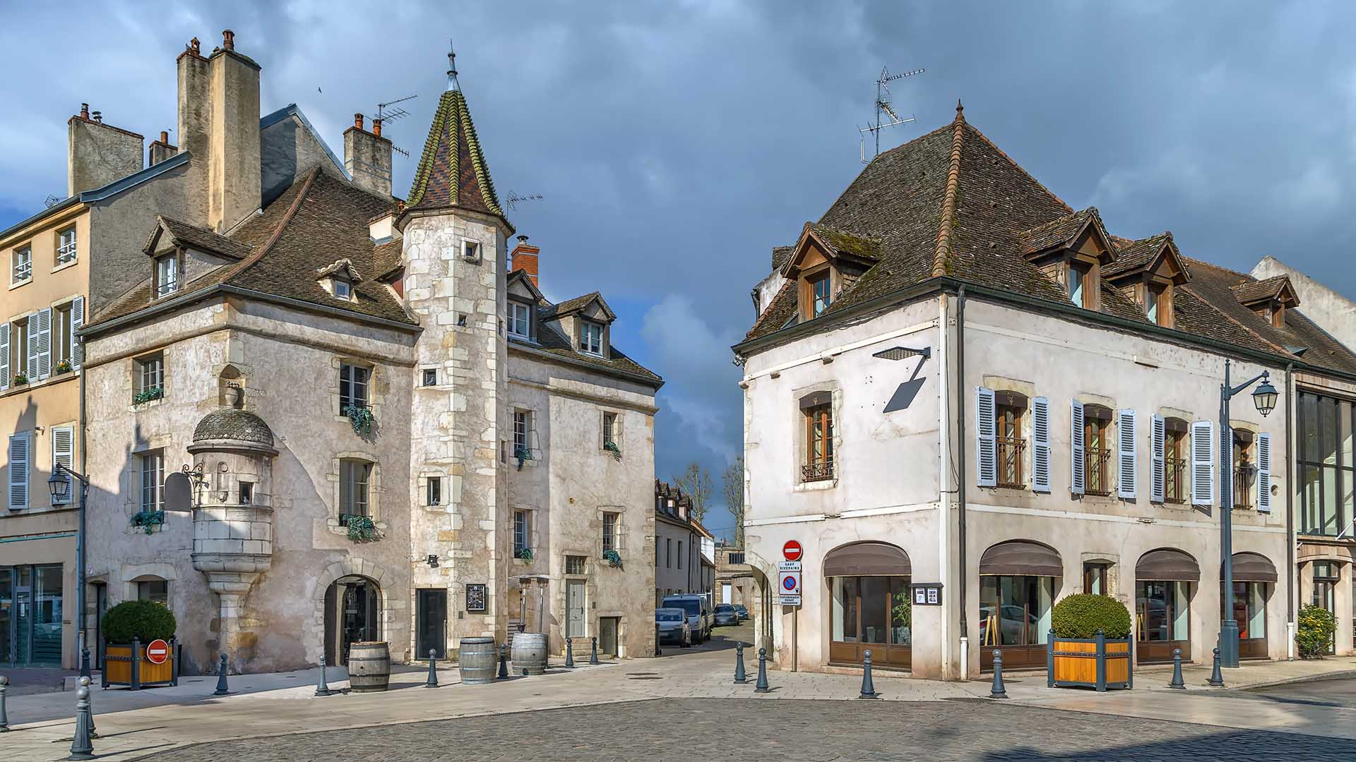beaune-burgundy-medieval-city-france-7