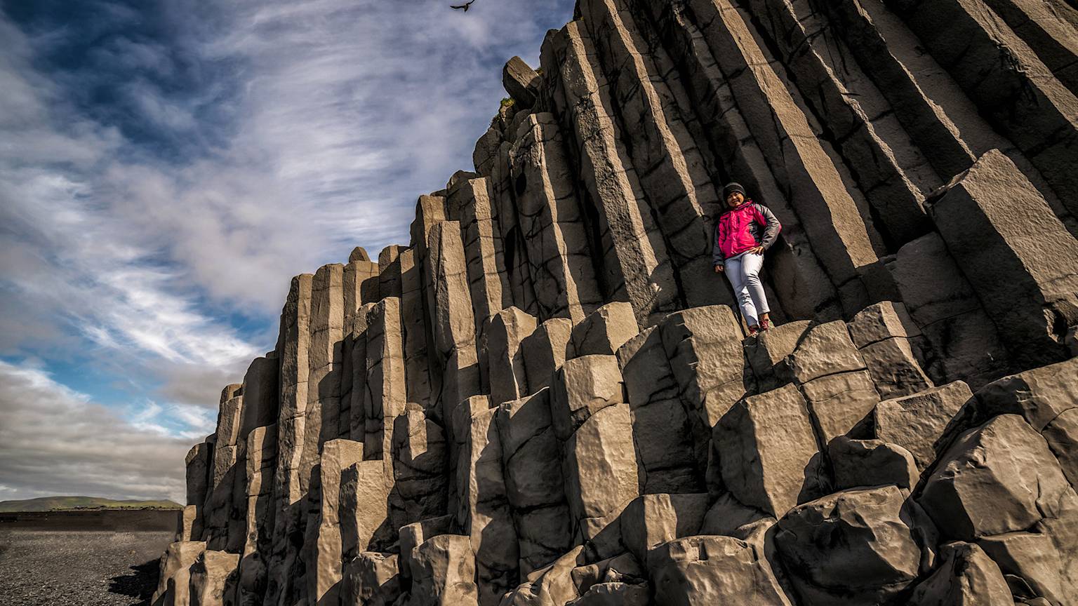 black-sand-beach-rock-formation-iceland-swiper-hero-gallery