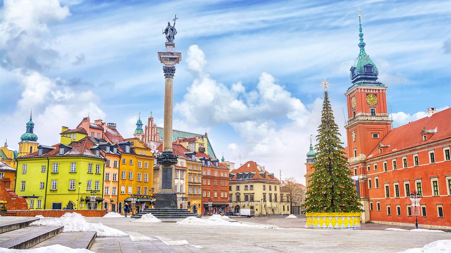 Warsaw-Old-Town-Poland-winter