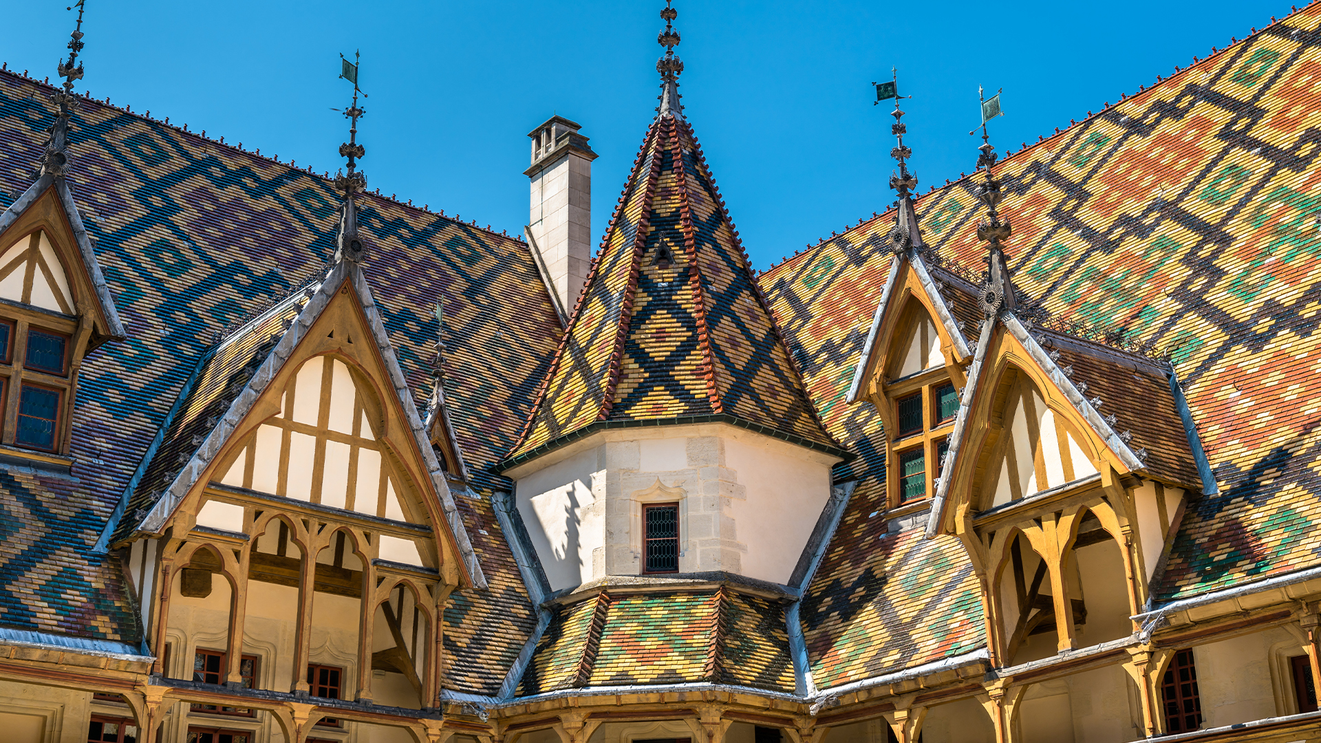 hospices-beaune-france-glazed-tiles-swiper-hero-gallery