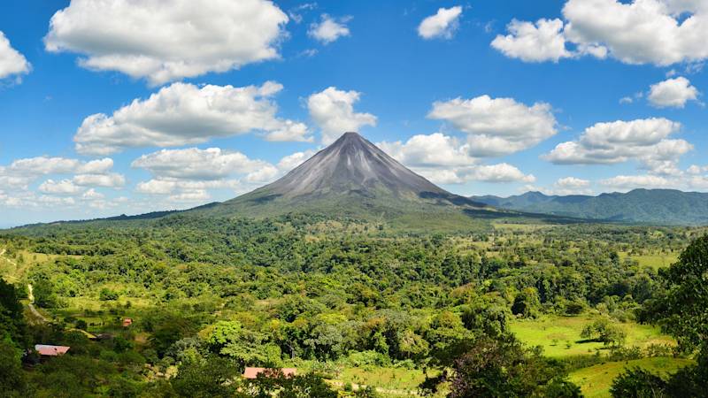 costa-rica-country-listing-page-arenal-volcano-national-park