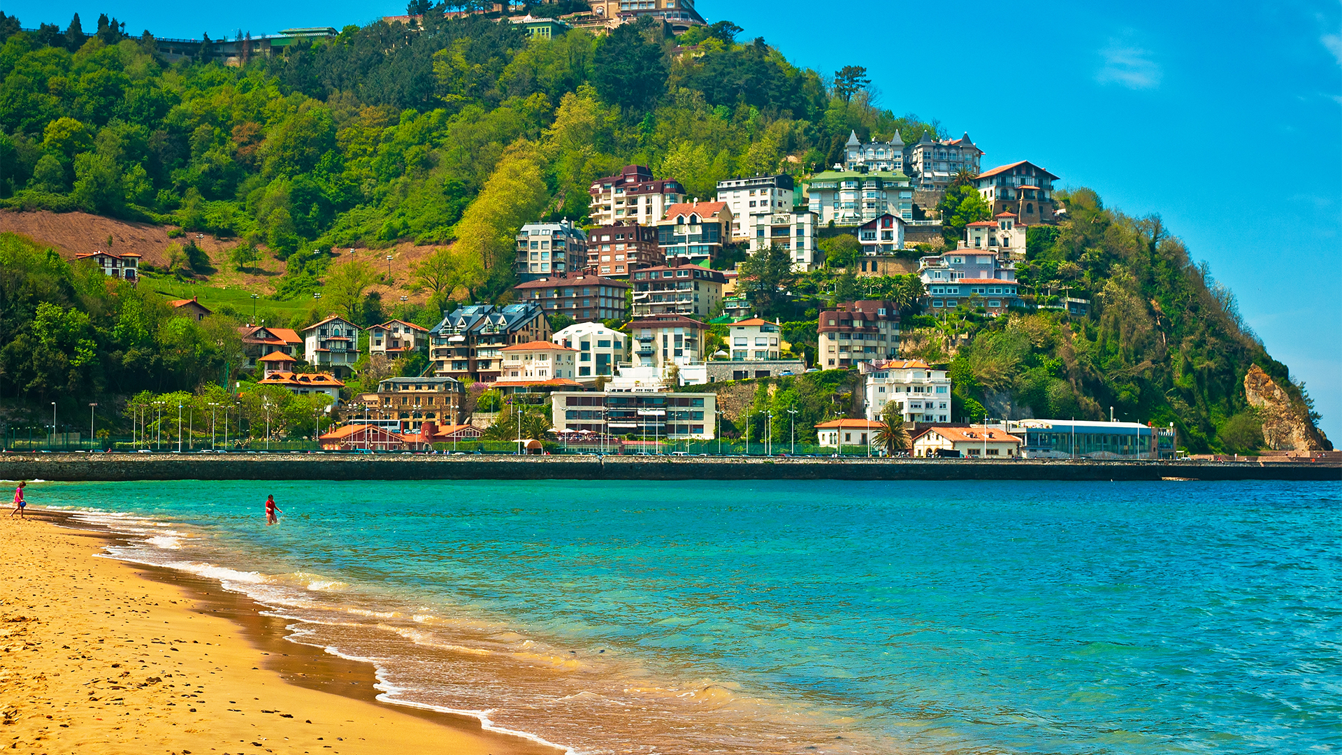 San-Sebastian-Beach-Spain-swiper-hero-gallery