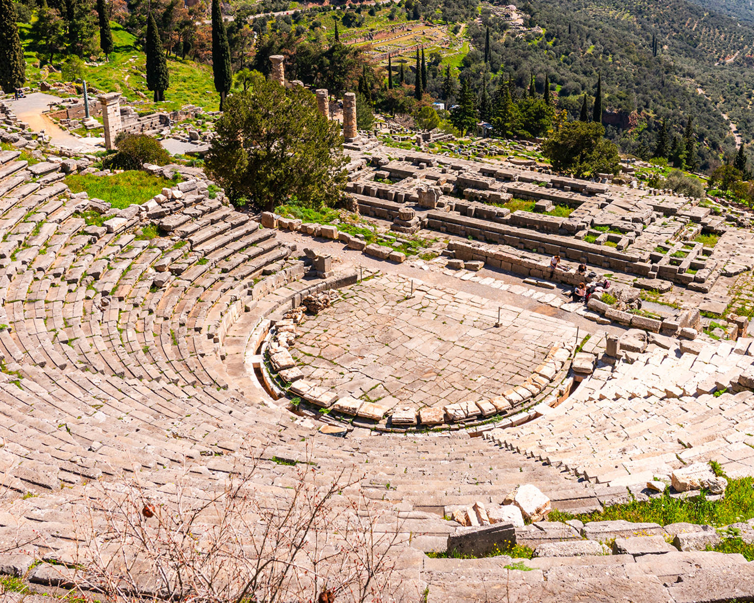 greece-country-listing-page-delphi