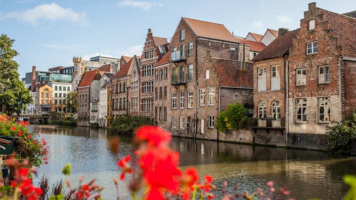 ghent-belgium-canal-flowers-swiper-hero-gallery