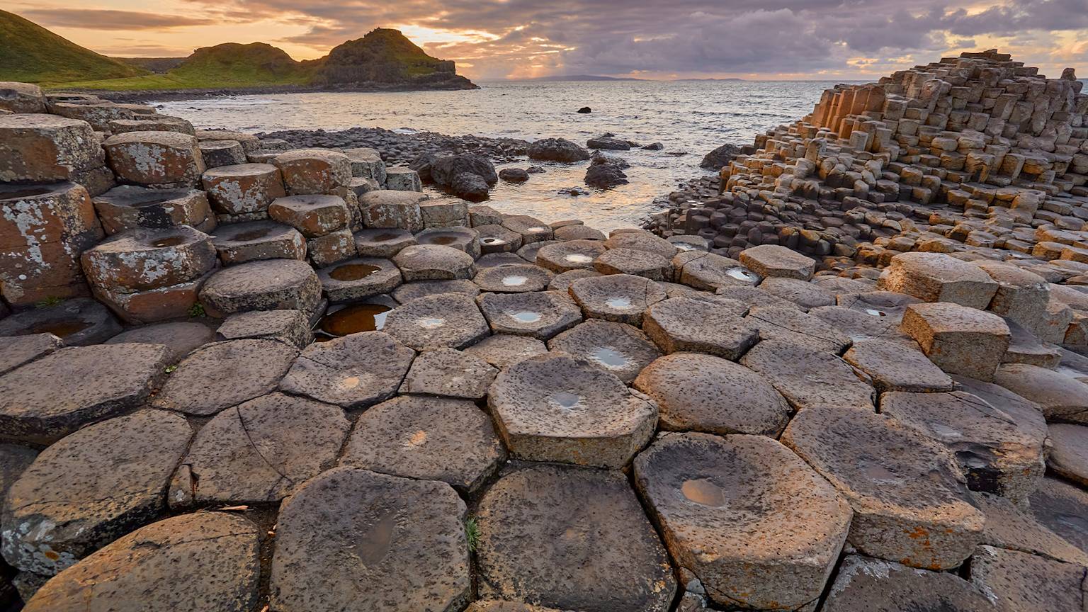 giants-causeway-ireland