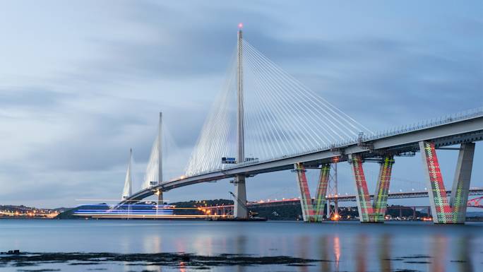 drive-along-cairngorms-national-park-queensferry-crossing-winter-experience