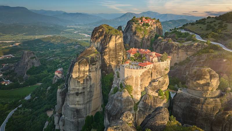greece-country-listing-pages-meteora