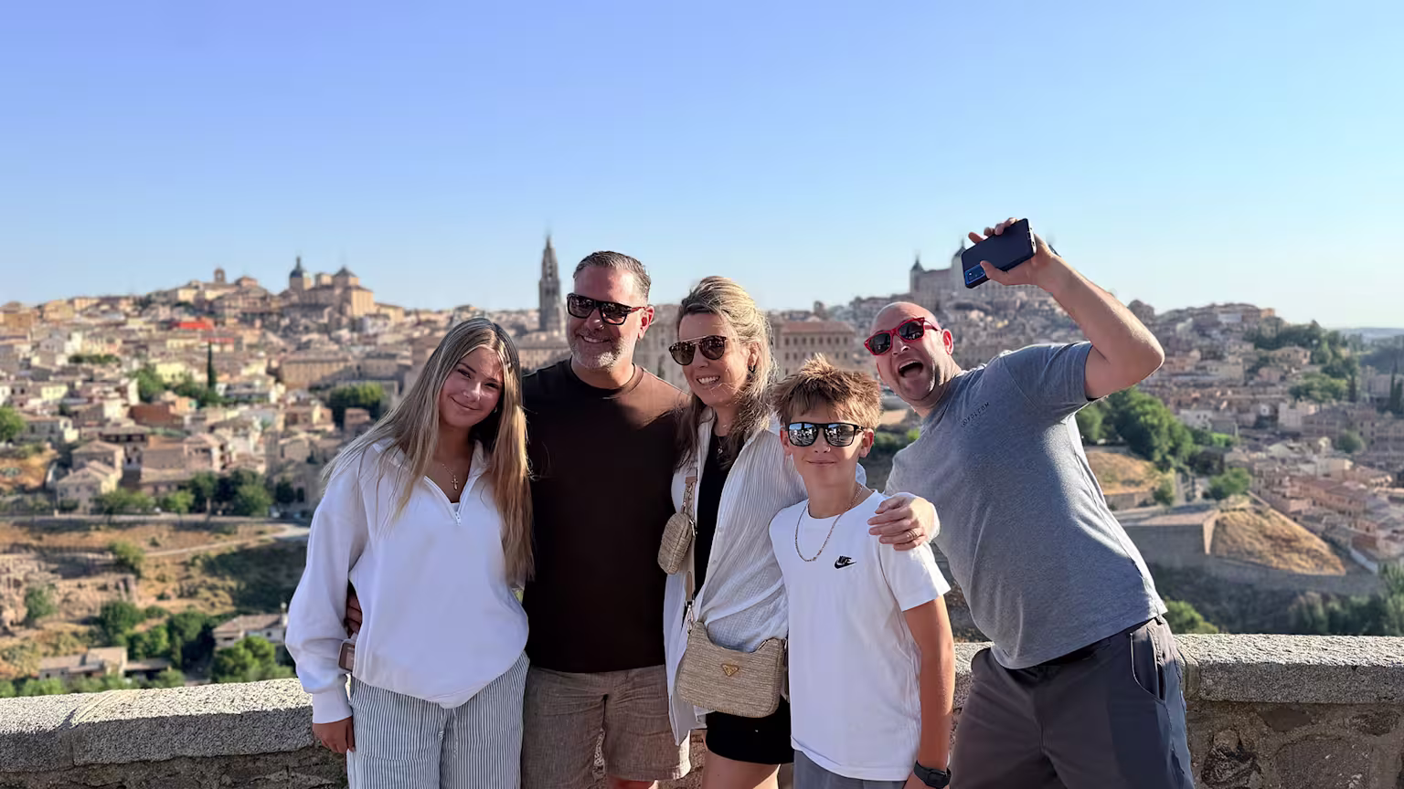 European bus tours with Travel Chasers