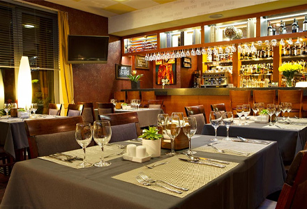 art-city-inn-hotel-brakfast-room