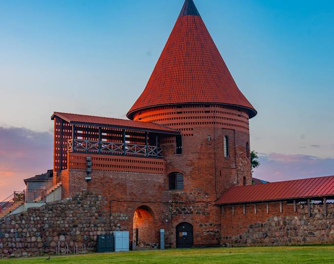guided-tour-of-kaunas-experience