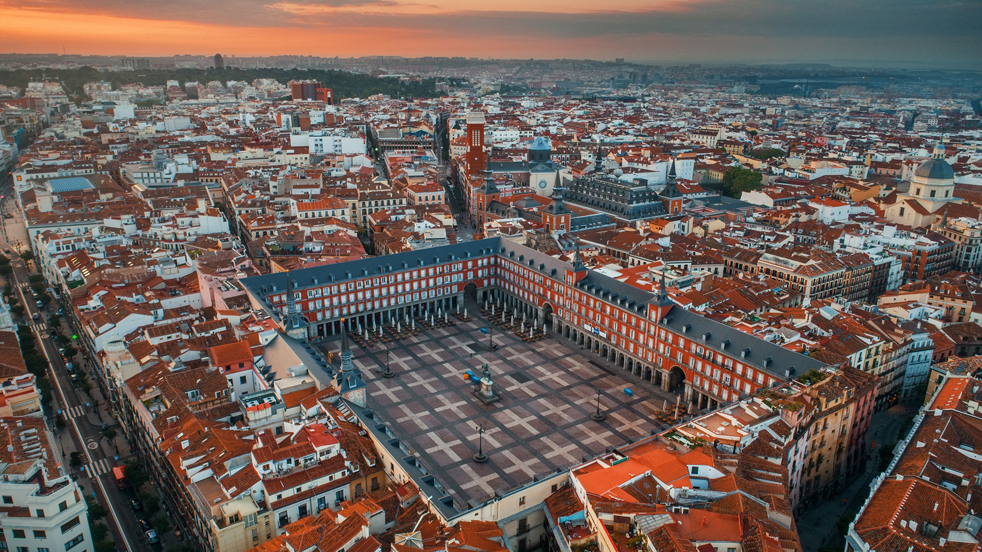 plaza-mayor-aerial-madrid-spain-swiper-hero-gallery