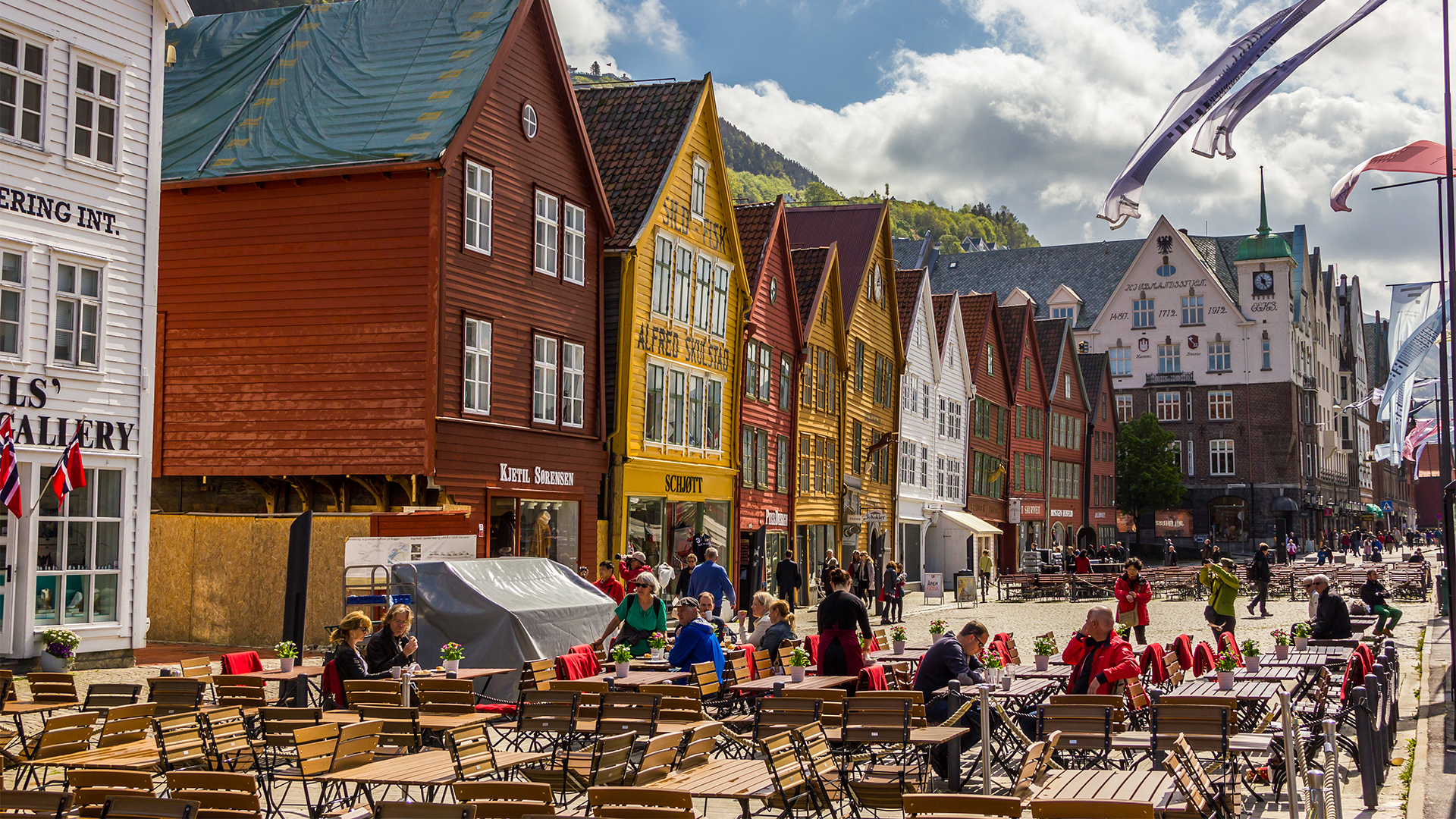 Bergen-street-view-Norway-swiper-hero-gallery