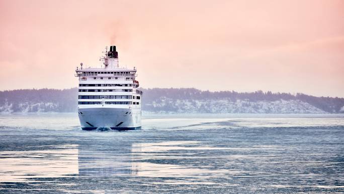 ferry-trip-from-helsingor-to-helsingborg-winter-experience