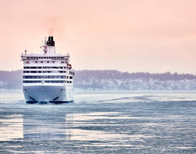 ferry-trip-from-helsingor-to-helsingborg-winter-experience