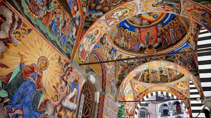 rila-monastery-bulgaria-fresco-facade-swiper-hero-gallery