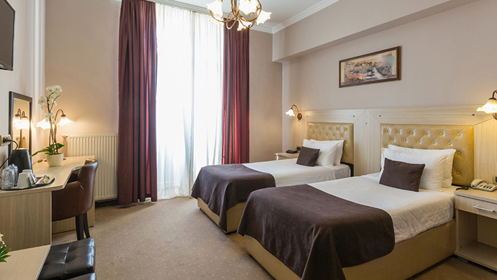 belgrade-city-hotel-room