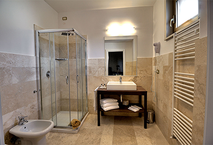hotel-park-castiglion-fiorentino-bathroom