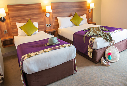 maldron-hotels-galway-twin-room