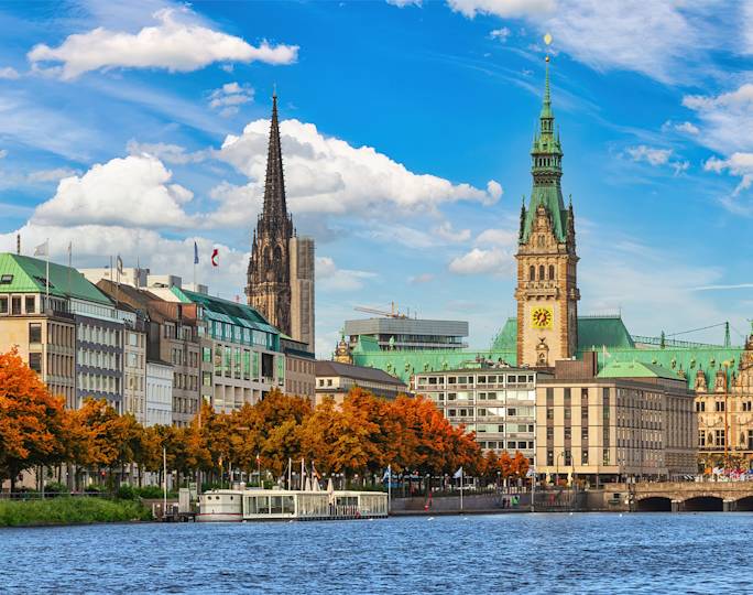 orientation-tour-of-hamburg-experience