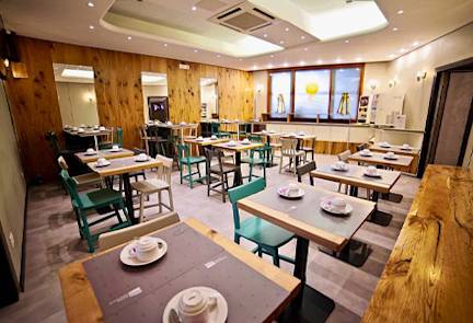 hotel-centrale-venice-breakfast