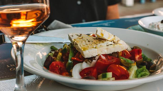 welcome-dinner-in-athens-experience