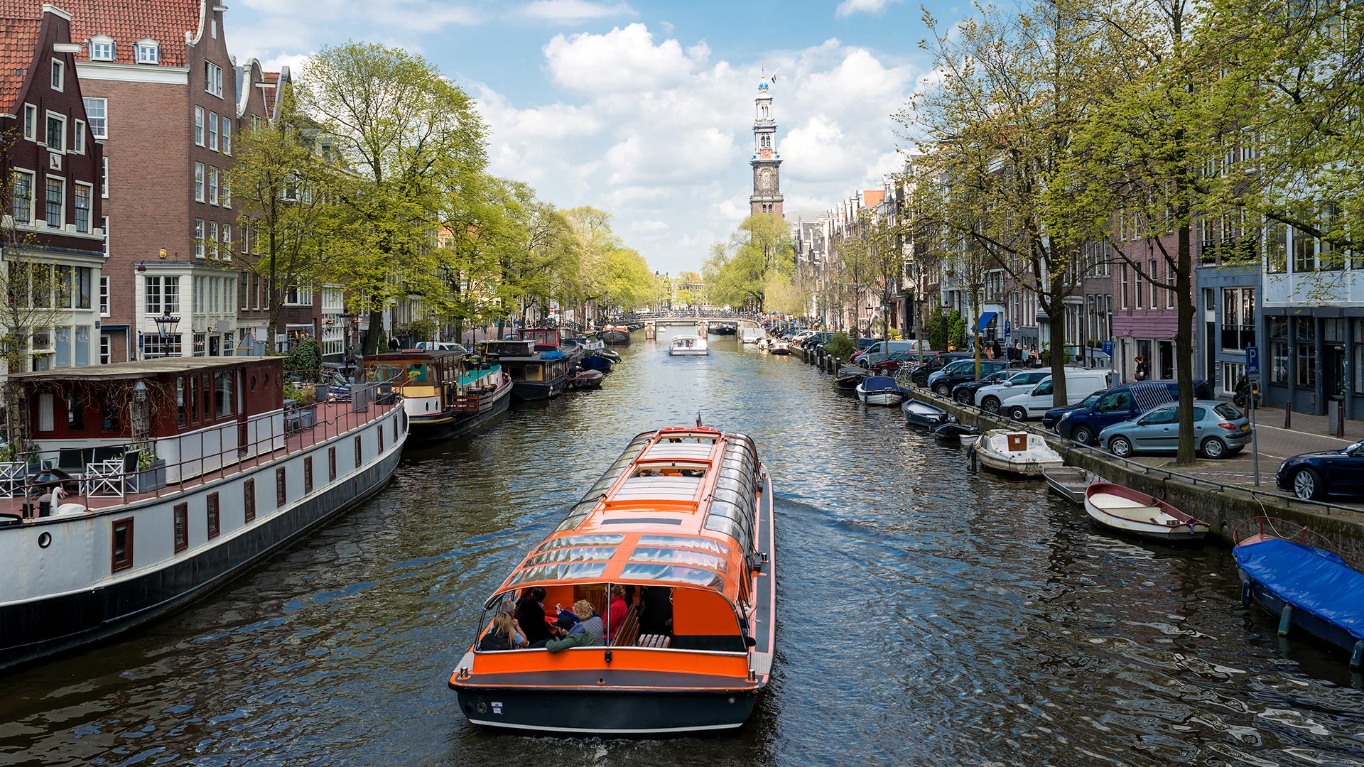 Netherlands-Amsterdam-canal-cruise