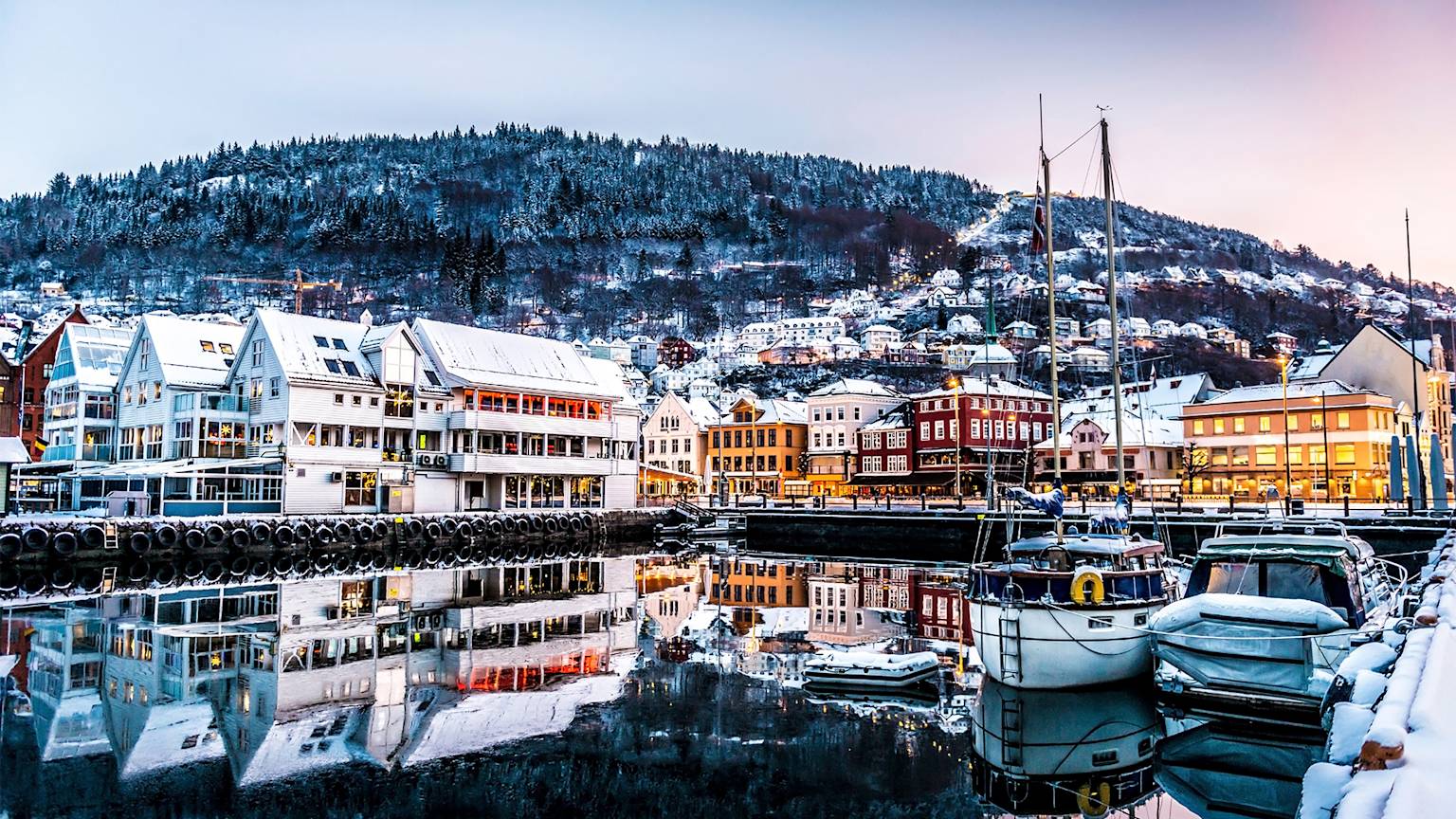 Brggen-Bergen-Norway-in-winter