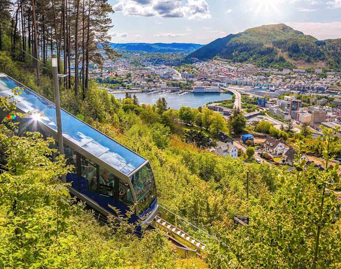bergen-floibanen-excursion-mountain