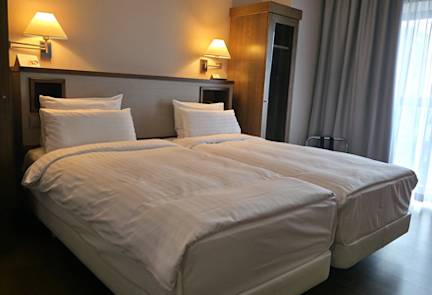 hotel-CH-bucharest-room