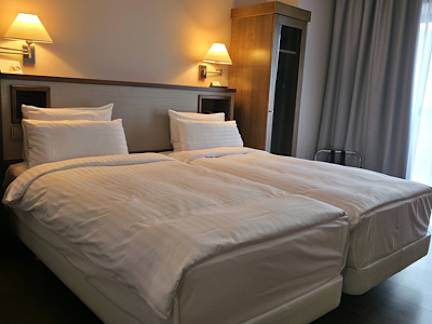 hotel-CH-bucharest-room