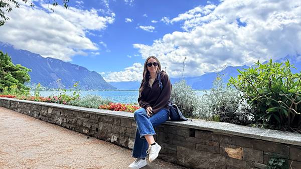 travel-chasers-signature-range-tours-rail