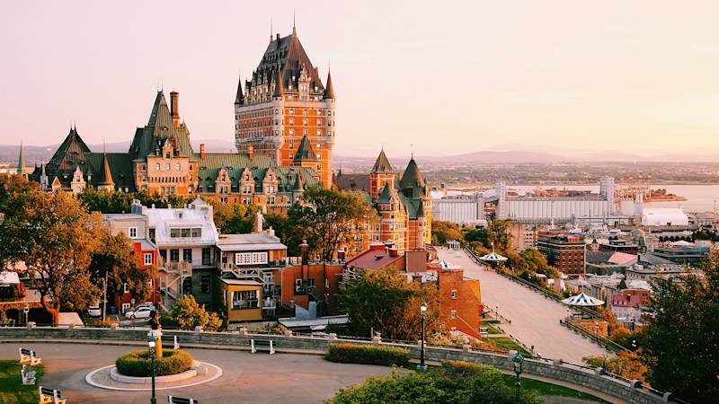 canada-country-destination-page-quebec-city