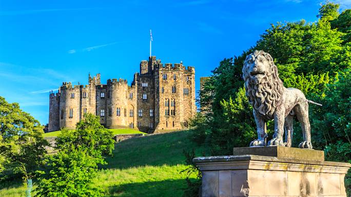 Alnwick-Castle-2