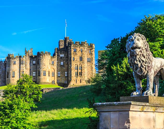 Alnwick-Castle-2