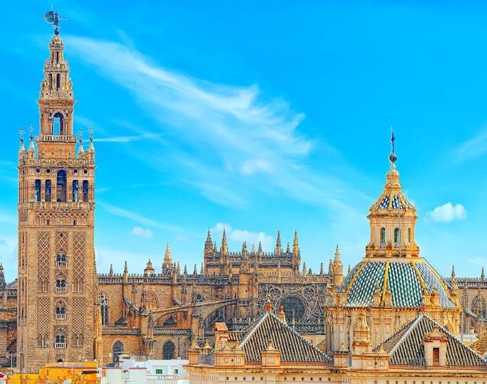 driving-tour-of-seville-winter-experience