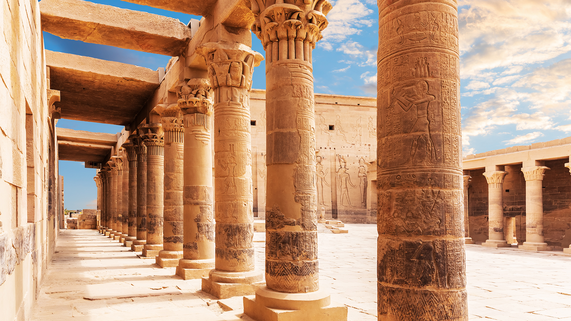 philae-temple-isis-temple-aswan-egypt-swiper-hero-gallery