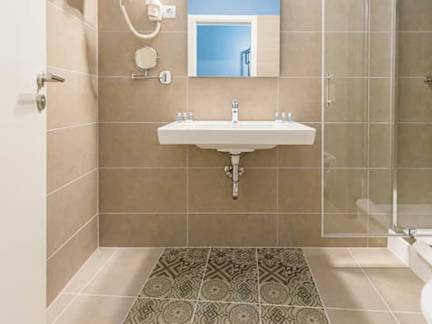 Impulso-Fashion-Hotel-bathroom