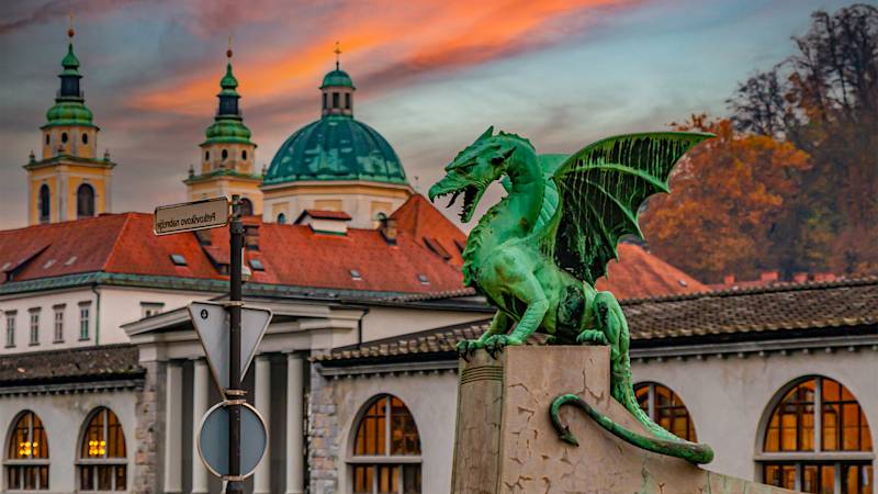 slovenia-country-listing-page-dragon-bridge