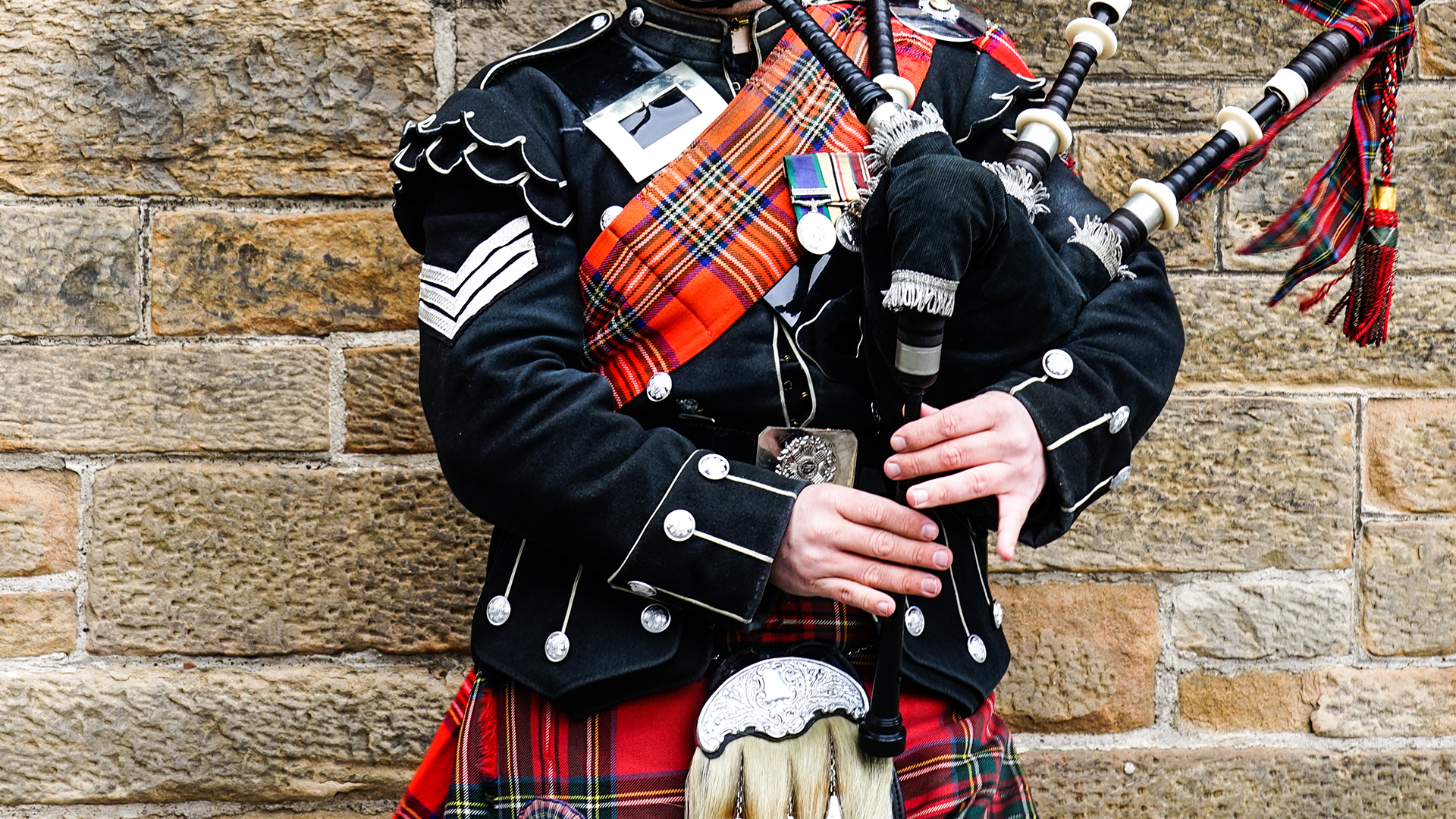 heart-of-scotland-dinner-show-storytelling-optional-excursion