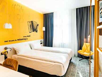 ibis-styles-sibiu-arsenal-room